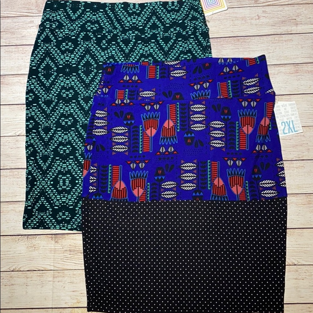 NWT Lularoe 2XL Cassie Bundle. - Picture 1 of 8